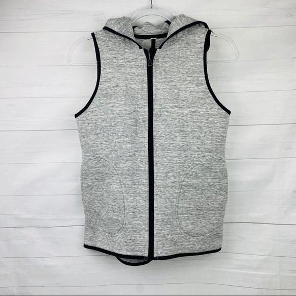 Lululemon  Insculpt Reversible Vest - Picture 3 of 12